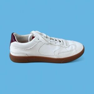 Blowfish Malibu White Sneakers Women’s 7M Gum Sole Burgundy Accent